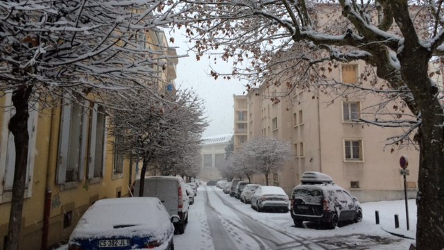 La neige arrive cet apres midi en provence