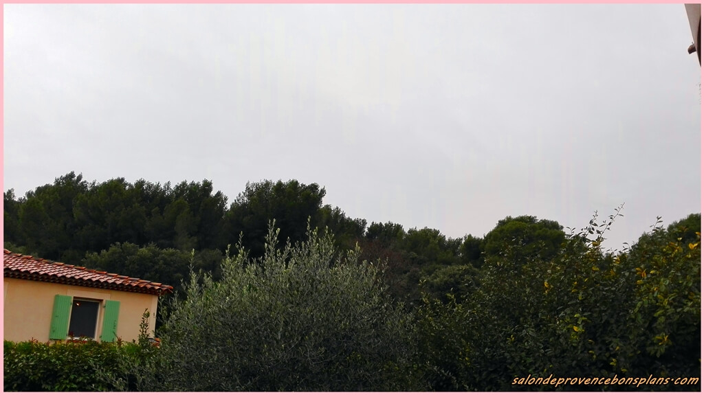 Pluie salon de provence